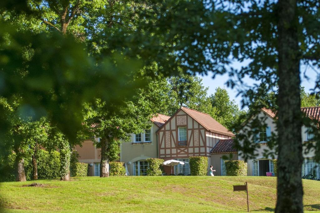 Pierre & Vacances La Residence Du Lac Monflanquin Eksteriør billede